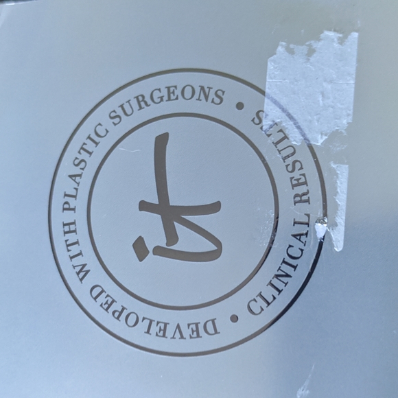 New It Cosmetics Bye Bye Makeup Balm - Picture 6 of 6